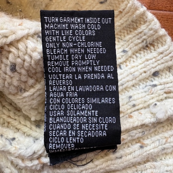 Y2K Abercrombie & Fitch Womens Wool Cable Knit V-Neck Pullover Sweater Cream - Picture 10 of 10